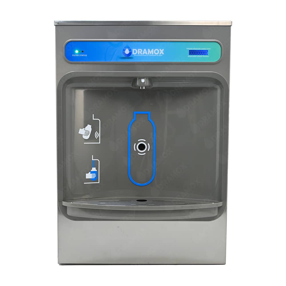 Bebedero de agua con de botellas