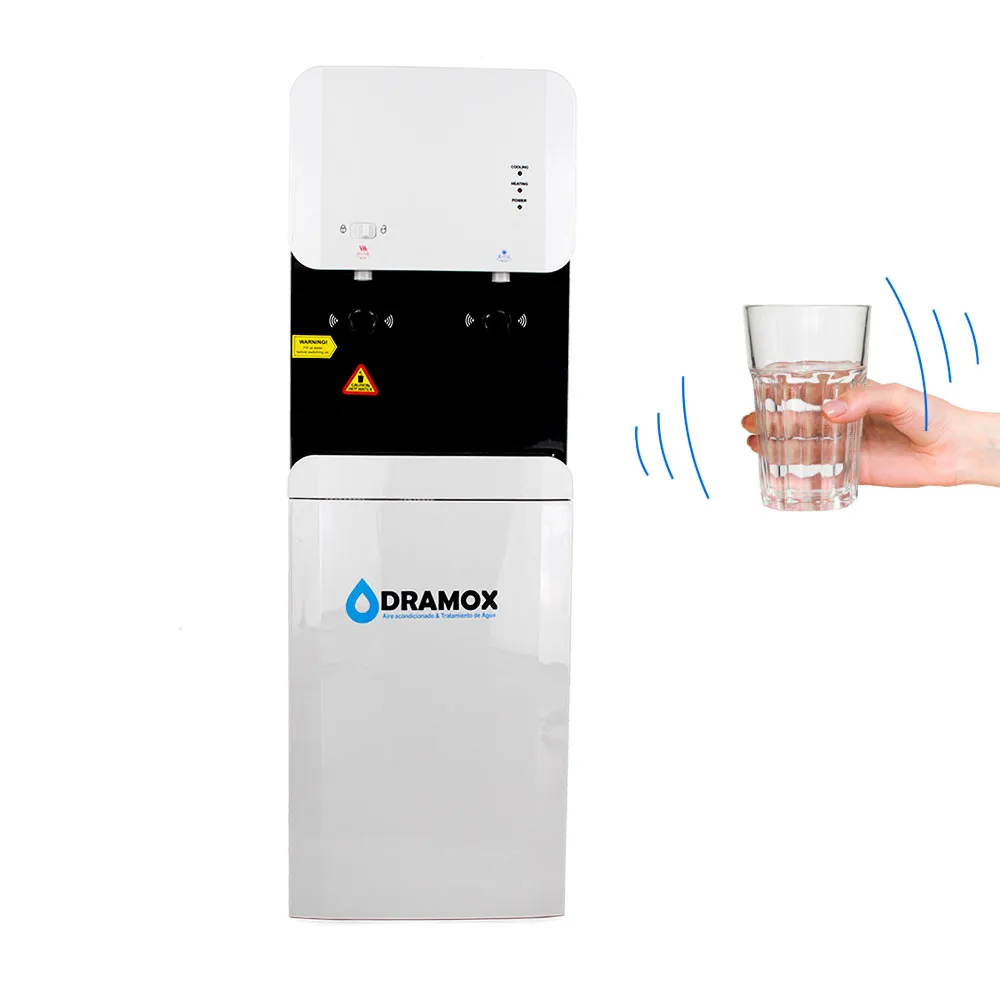 Dispensador de agua con sensor y con cuatro filtros